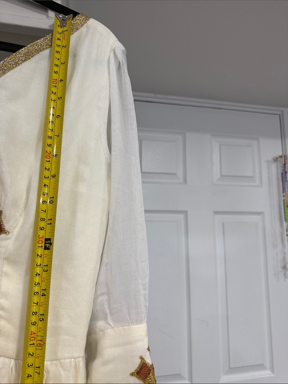 Ethiopian Traditional Dress - Picture 10 of 16